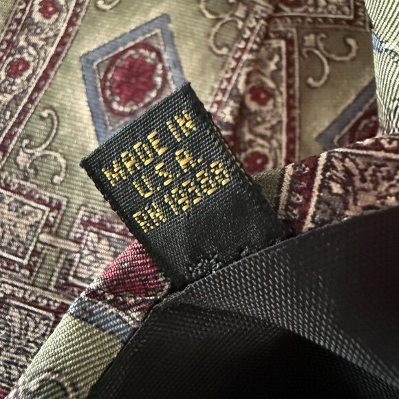 Lot Of 2 Vintage Etienne Aigner All Silk Neckties Floral Geometric Patterns USA - Picture 9 of 15